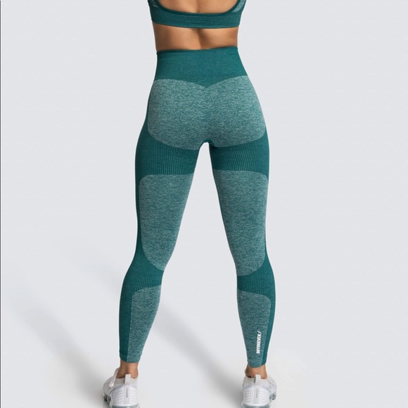 Like New DYE Impact Seamless Leggings - Picture 2 of 7